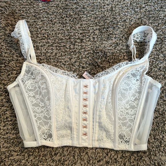 Victoria’s Secret Lace Corset Top - Picture 1 of 4